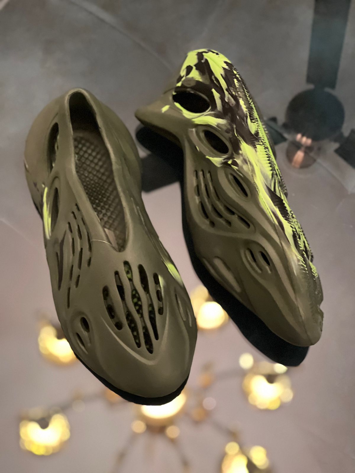 YEEZY RUNNER