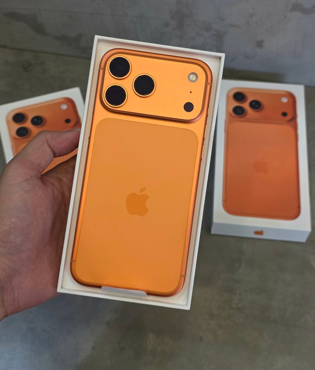 iPhone 17 Pro Max Clone 1 TB