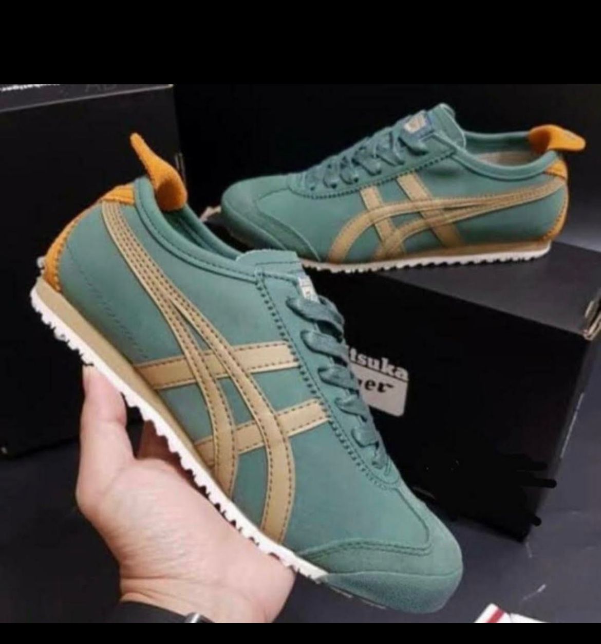 ﻿Onitsuka Tiger Sneaker