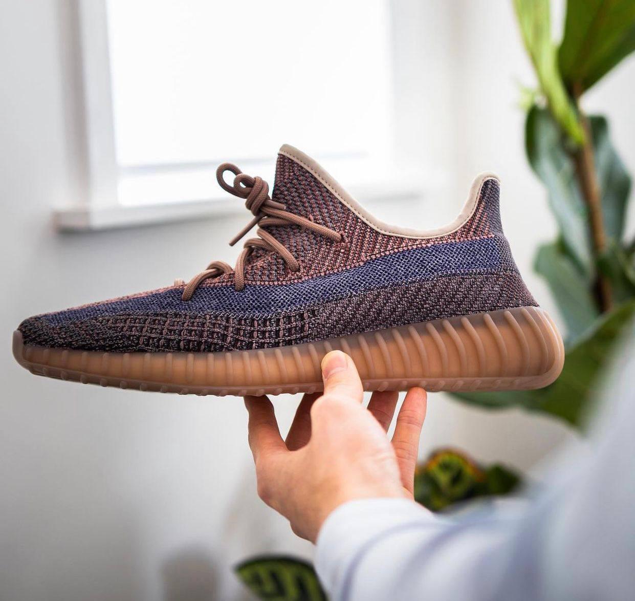 Addidas Yeezy 350 v2 Fade – Jvkart.in