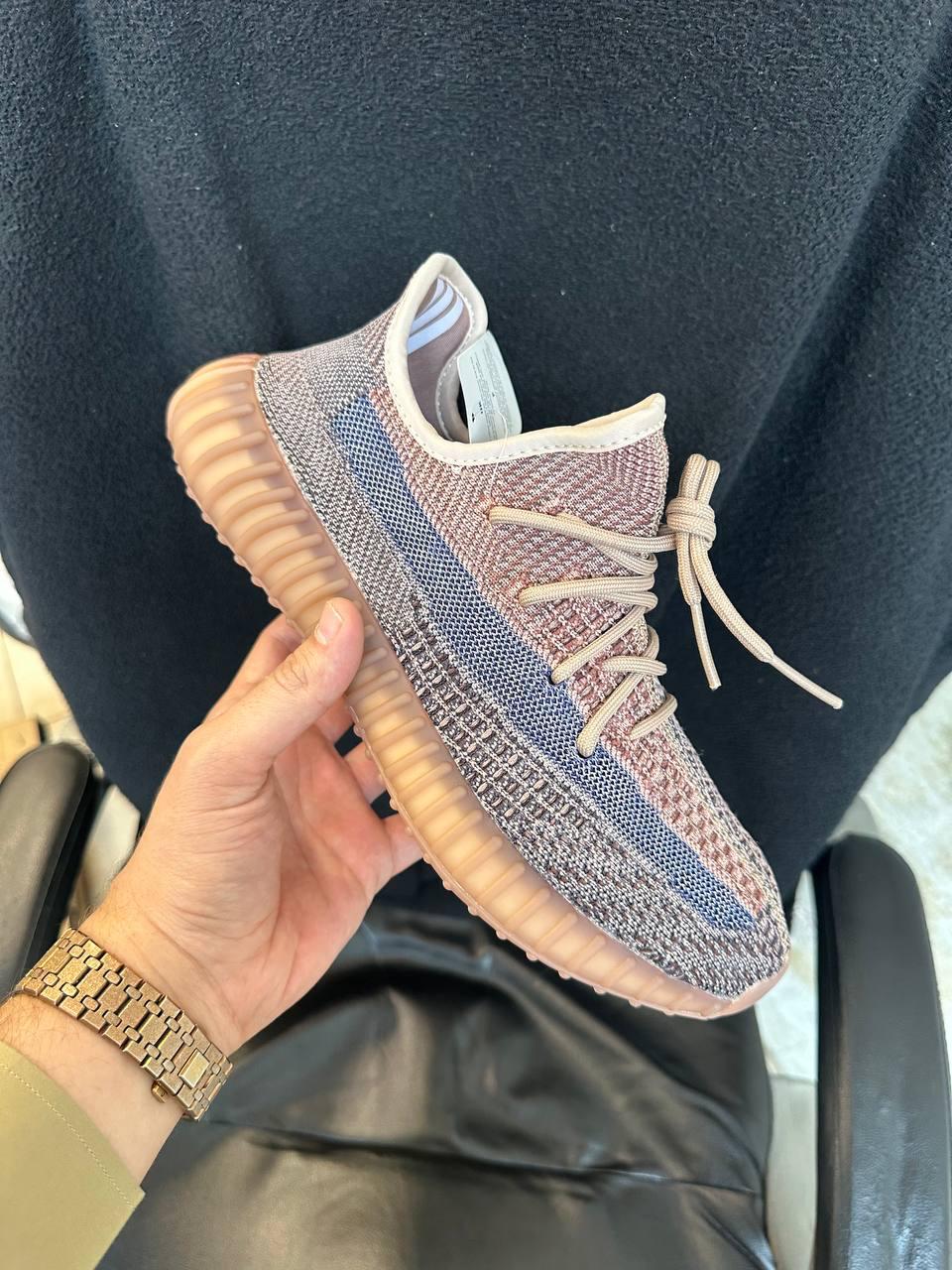 yeezy 350 boost v2 fade