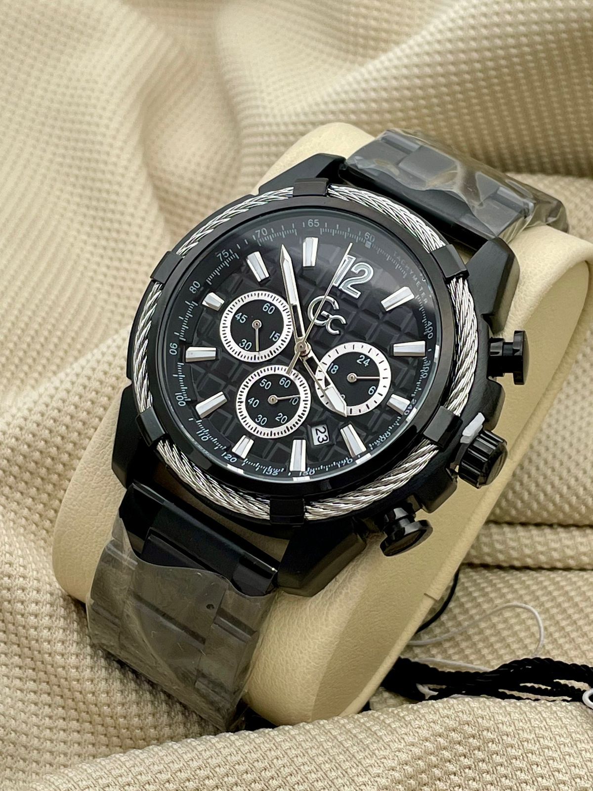 GUESS CHRONO METAL COLLECTION