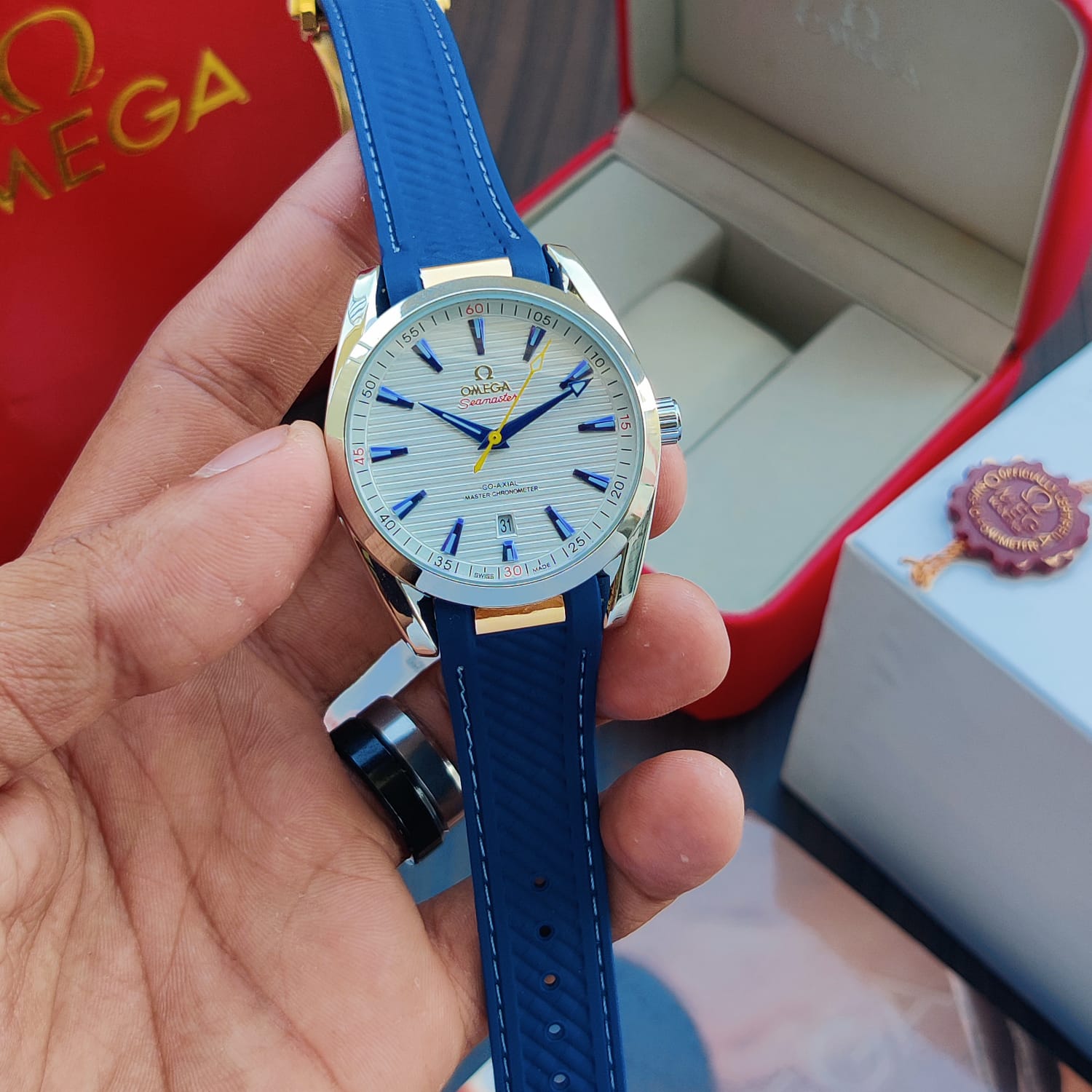 OMAGA SEAMSTER AQUA TERRA WATCH