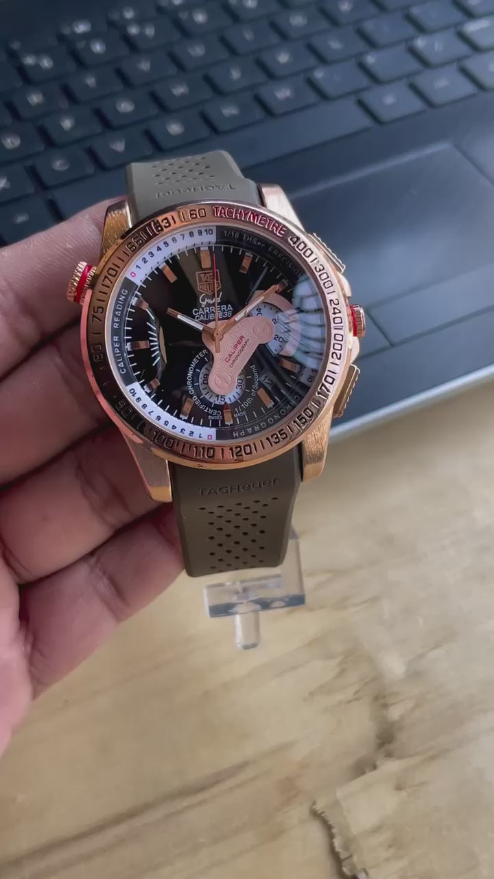 TAG HEUER Quartz chronograph