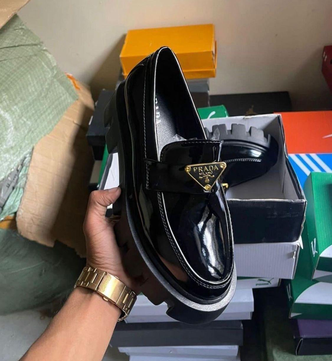 PRADDA LOAFER