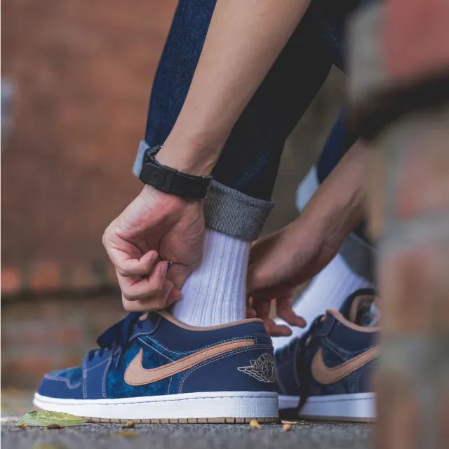 AIR JORDAN LOW DENIM