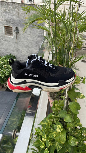 Balenciaga triple S