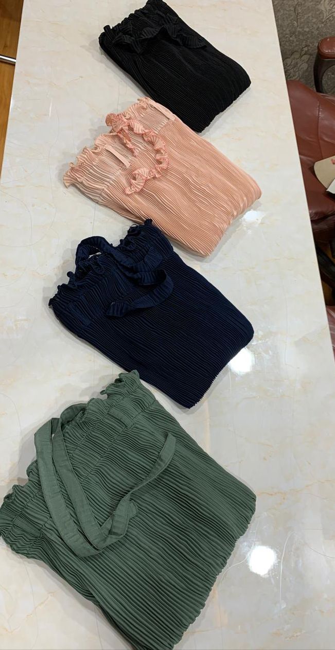 Ruffle platted knot plazos