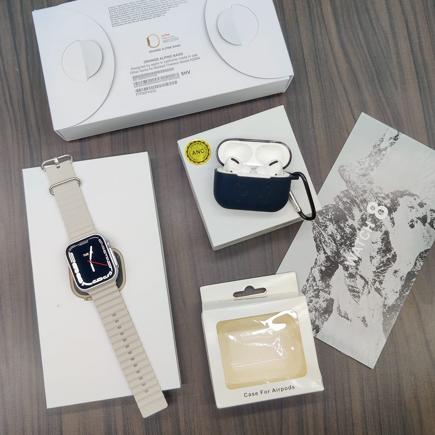 COMBO ( Series 8 + Airpods Pro)