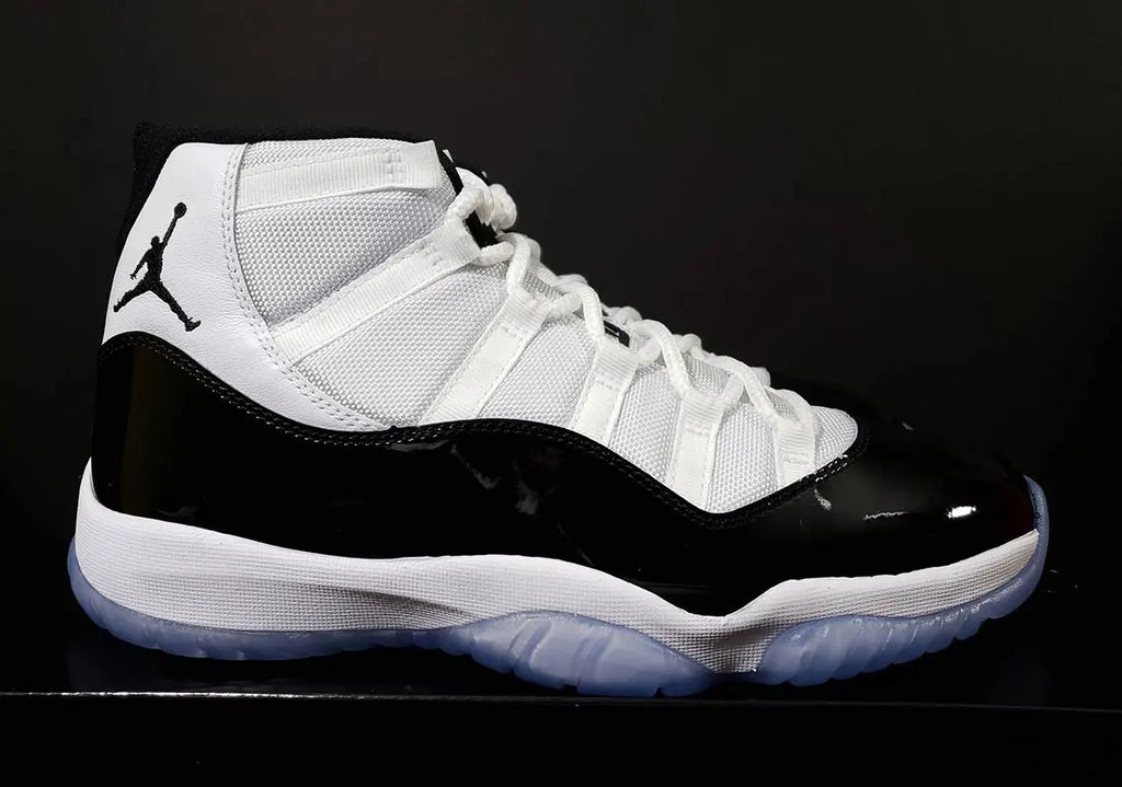 JORDAN 11 CONCORD AJ11 BLACK WHITE