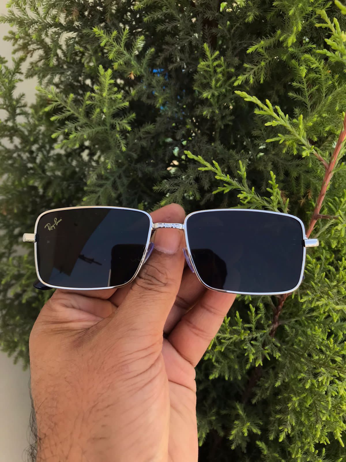 REY-BAN SUNGLASSES